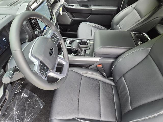 New 2026 Oxford White Ford Lariat® image 28