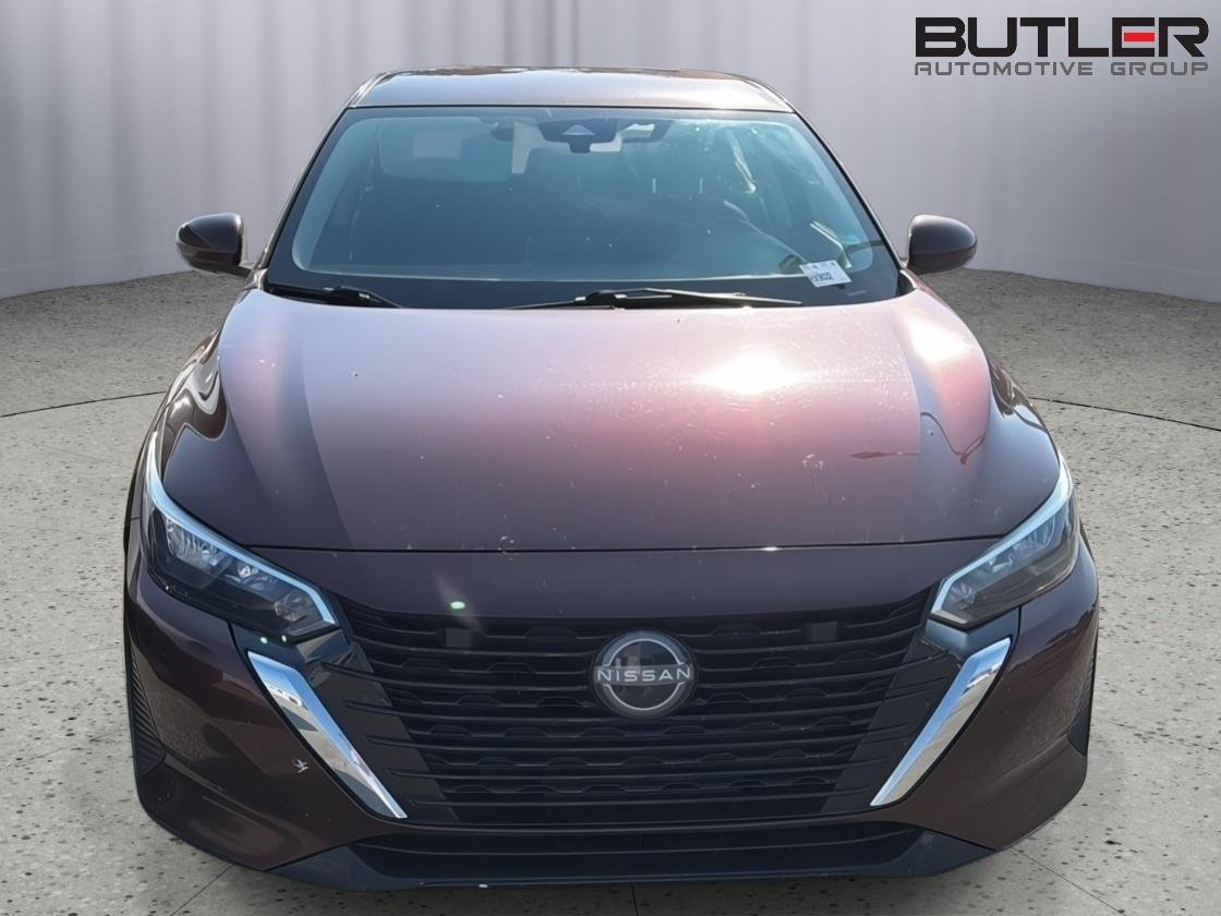 Used 2024 Rosewood Metallic Nissan SV image 4