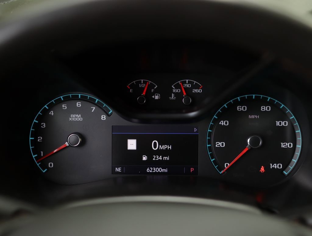Used 2022 Satin Steel Metallic GMC AT4 - Leather image 12