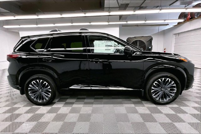 New 2026 Super Black Nissan Platinum image 20