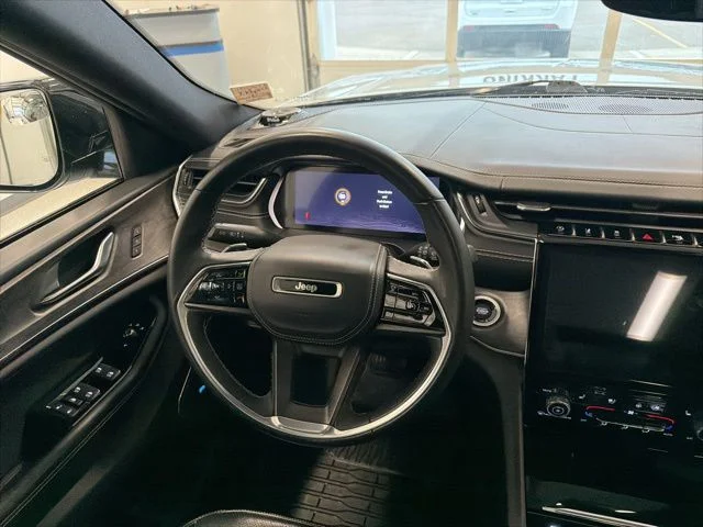 2022 Jeep Grand Cherokee Overland - Photo 36