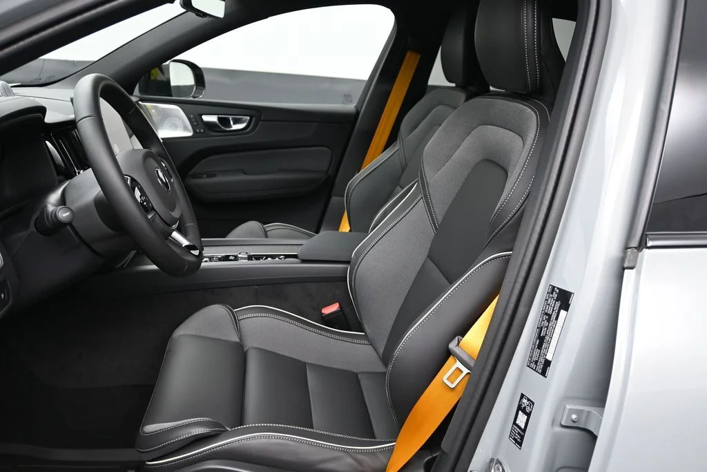 New 2026 Vapour Grey Volvo T8 Polestar Engineered image 10