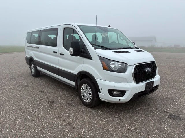 Used 2025 White Ford XLT image 3
