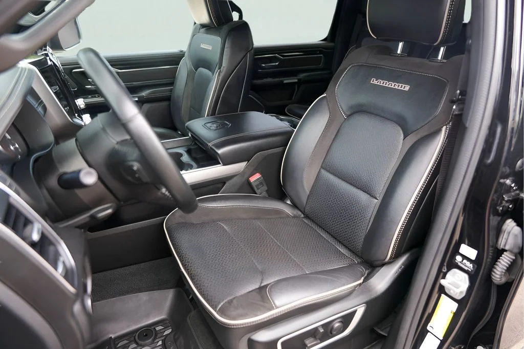 Used 2022 Black Ram Laramie image 10