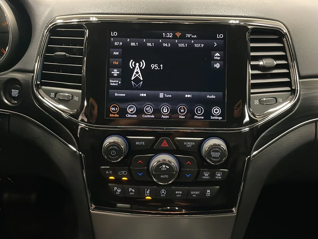 Used 2021 Black Jeep Limited image 33