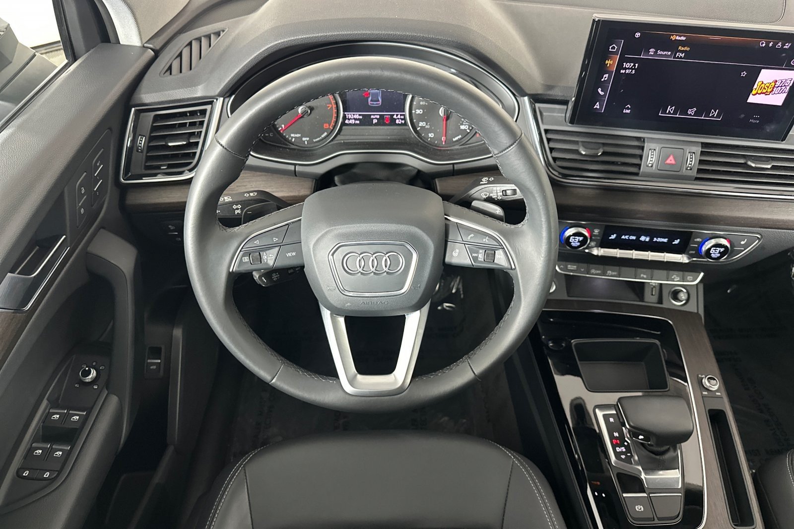 Used 2023 Daytona Gray Pearl Effect Audi S line Premium 45 TFSI quattro image 13
