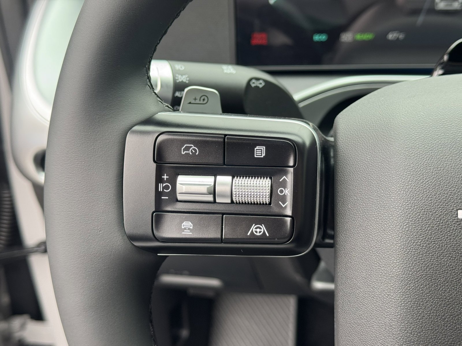 New 2026 Cyber Gray Hyundai SEL image 17