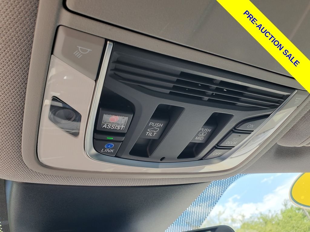 Used 2024 Silver Acura Advance image 35