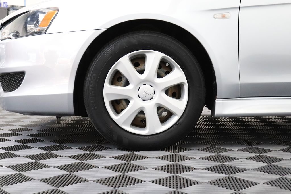 Used 2014 Silver Mitsubishi ES image 5