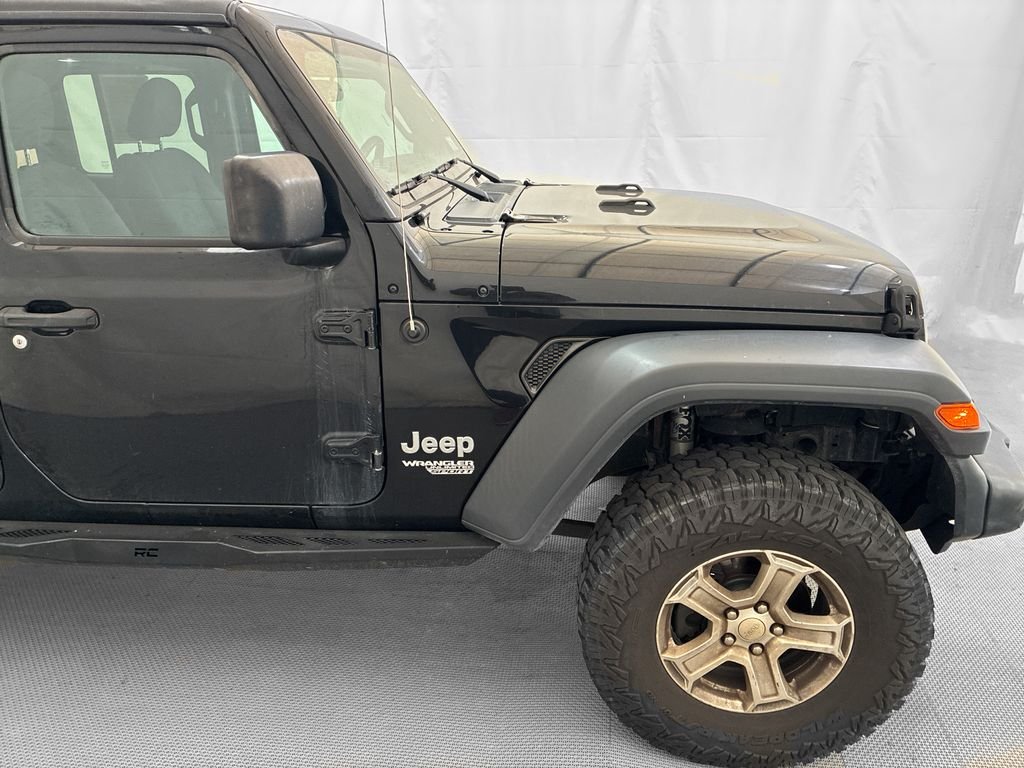 Used 2018 Black Jeep Unlimited Sport S image 7