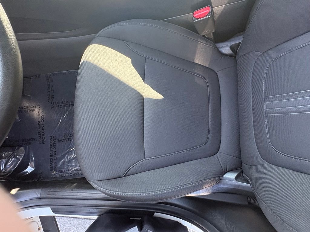Used 2024 White Pearl Hyundai SEL image 15