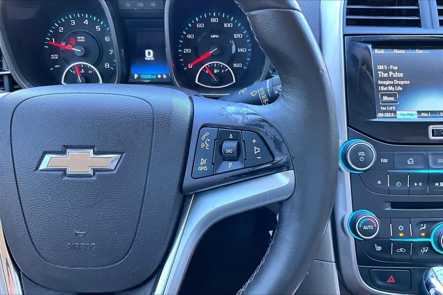 Used 2015 Iridescent Pearl Tricoat Chevrolet LT image 24