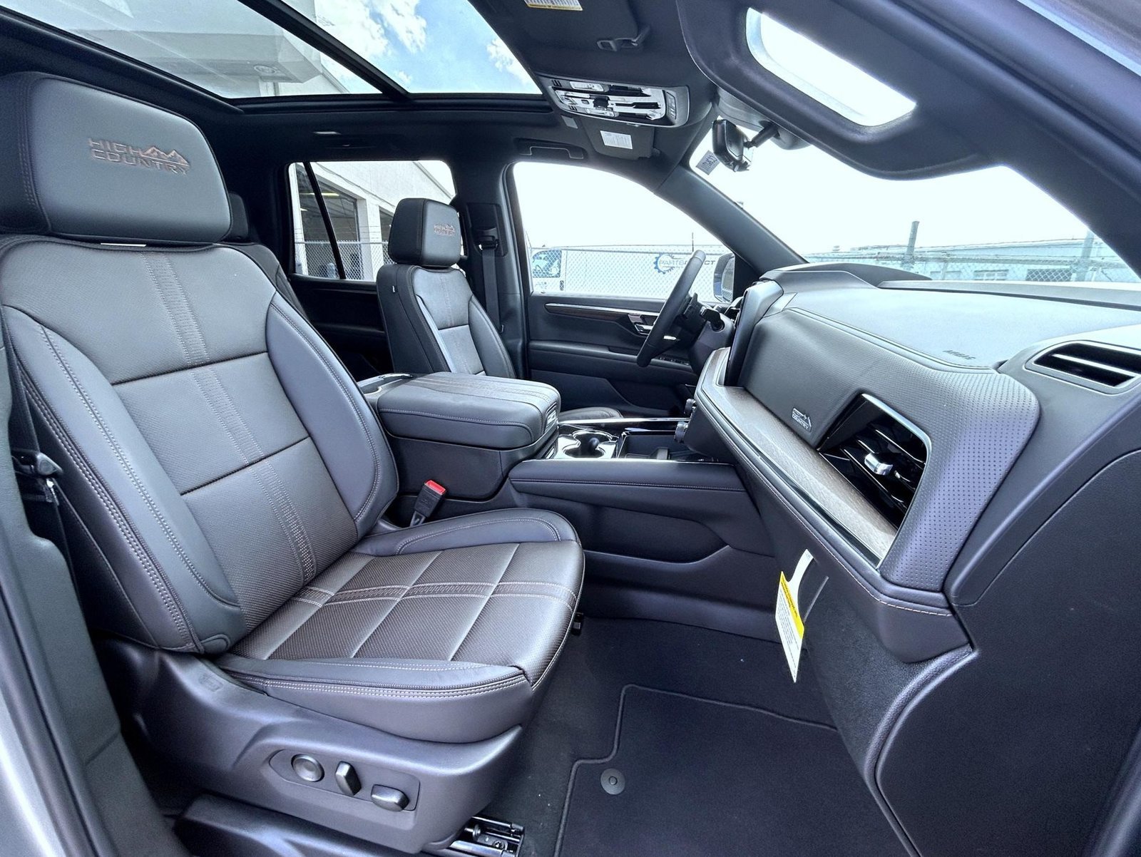 2026 Chevrolet Tahoe High Country - Photo 16
