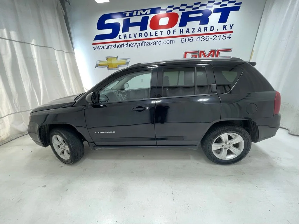 Used 2016 Black Jeep Sport image 10