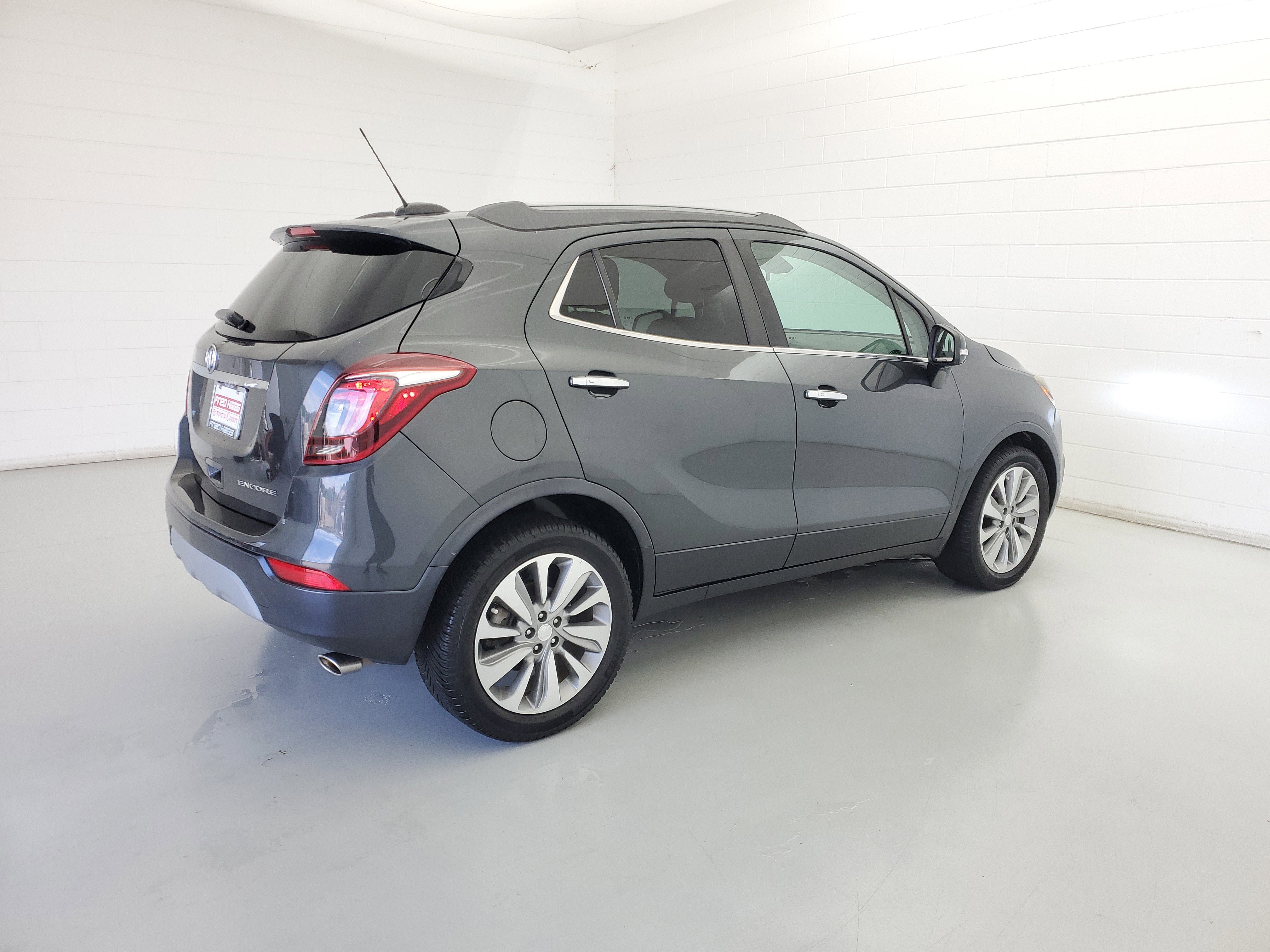 Used 2018 Graphite Gray Metallic Buick Preferred image 5