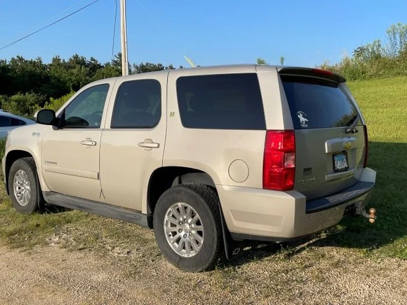 Used 2009 Silver Birch Metallic Chevrolet Hybrid image 6