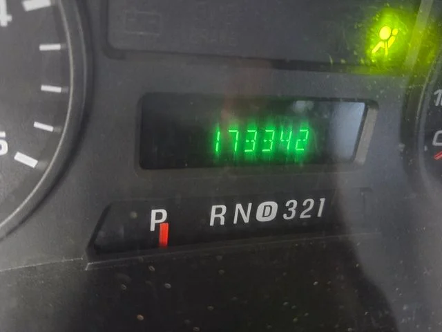 Used 2006 White Ford XL image 27