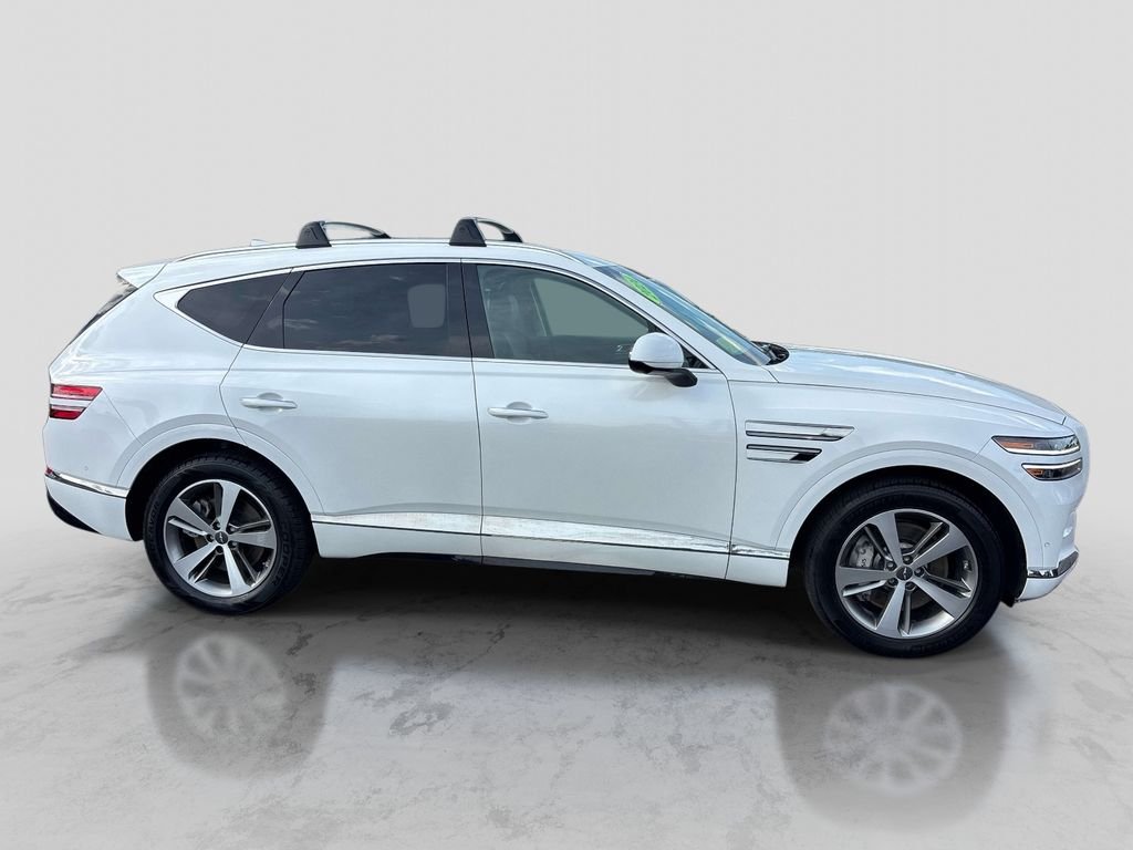 Used 2024 White Genesis 3.5T image 6