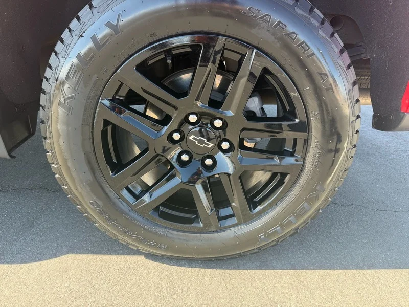 Used 2022 Red Hot Chevrolet RST image 38