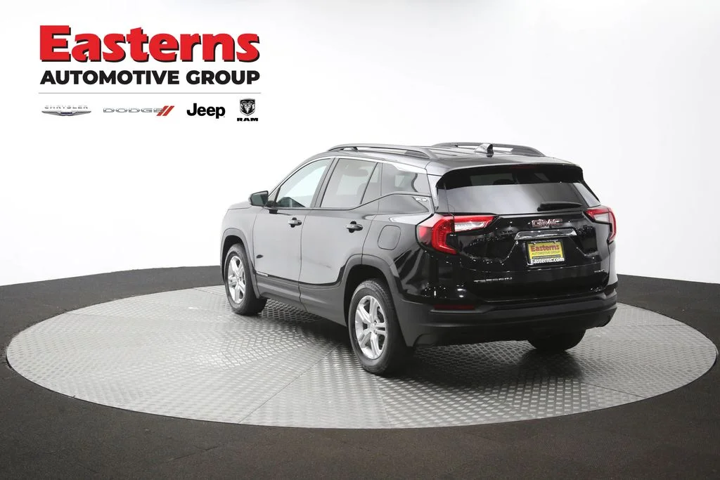 Used 2023 Black GMC SLE image 95