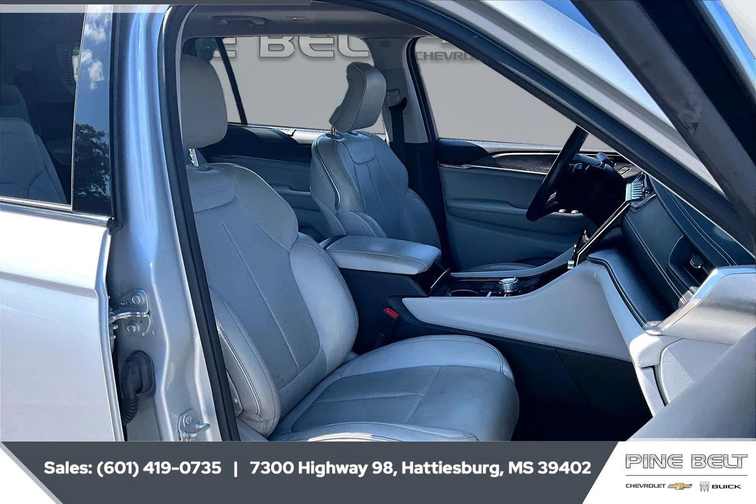 Used 2021 Silver Zynith Jeep Overland image 6
