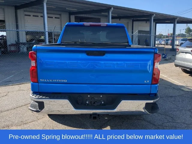 Used 2025 Blue Chevrolet LT image 3