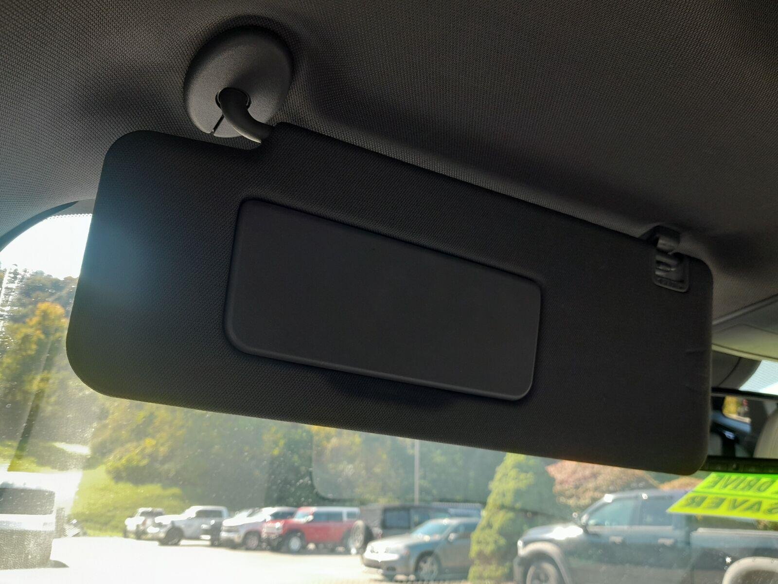 Used 2022 Ruby Flare Pearl TOYOTA  image 31