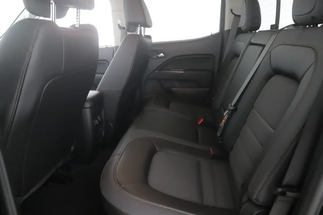 Used 2022 Black GMC AT4 w/Cloth image 25