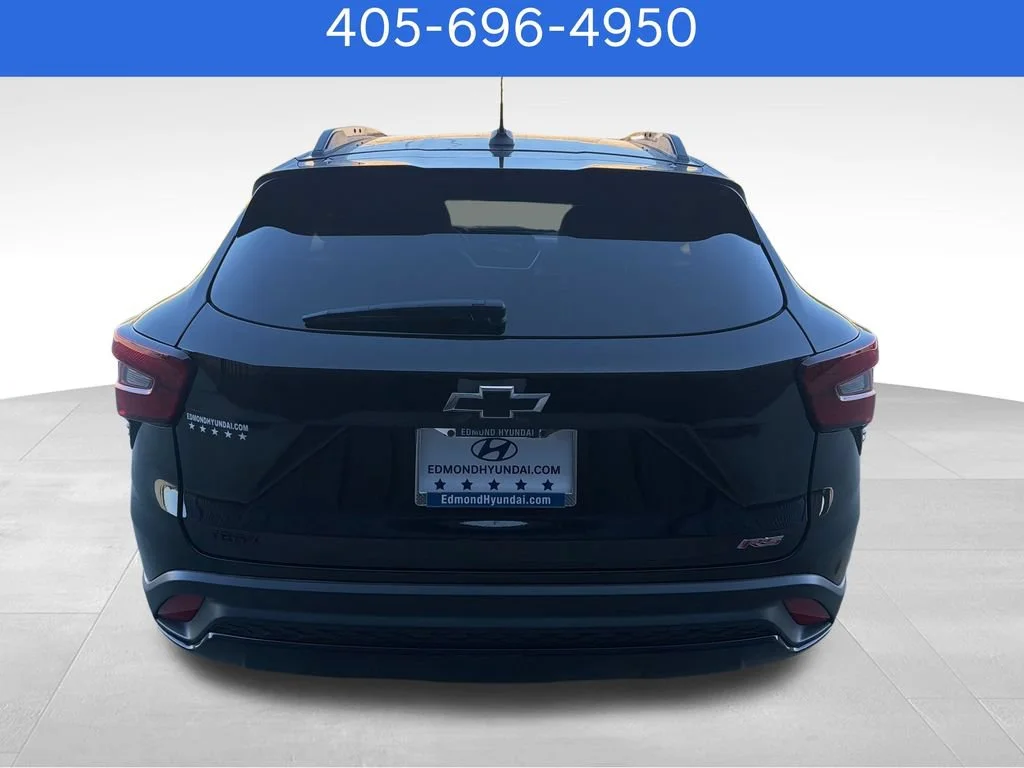 Pre-Owned 2024 Chevrolet Trax 2RS