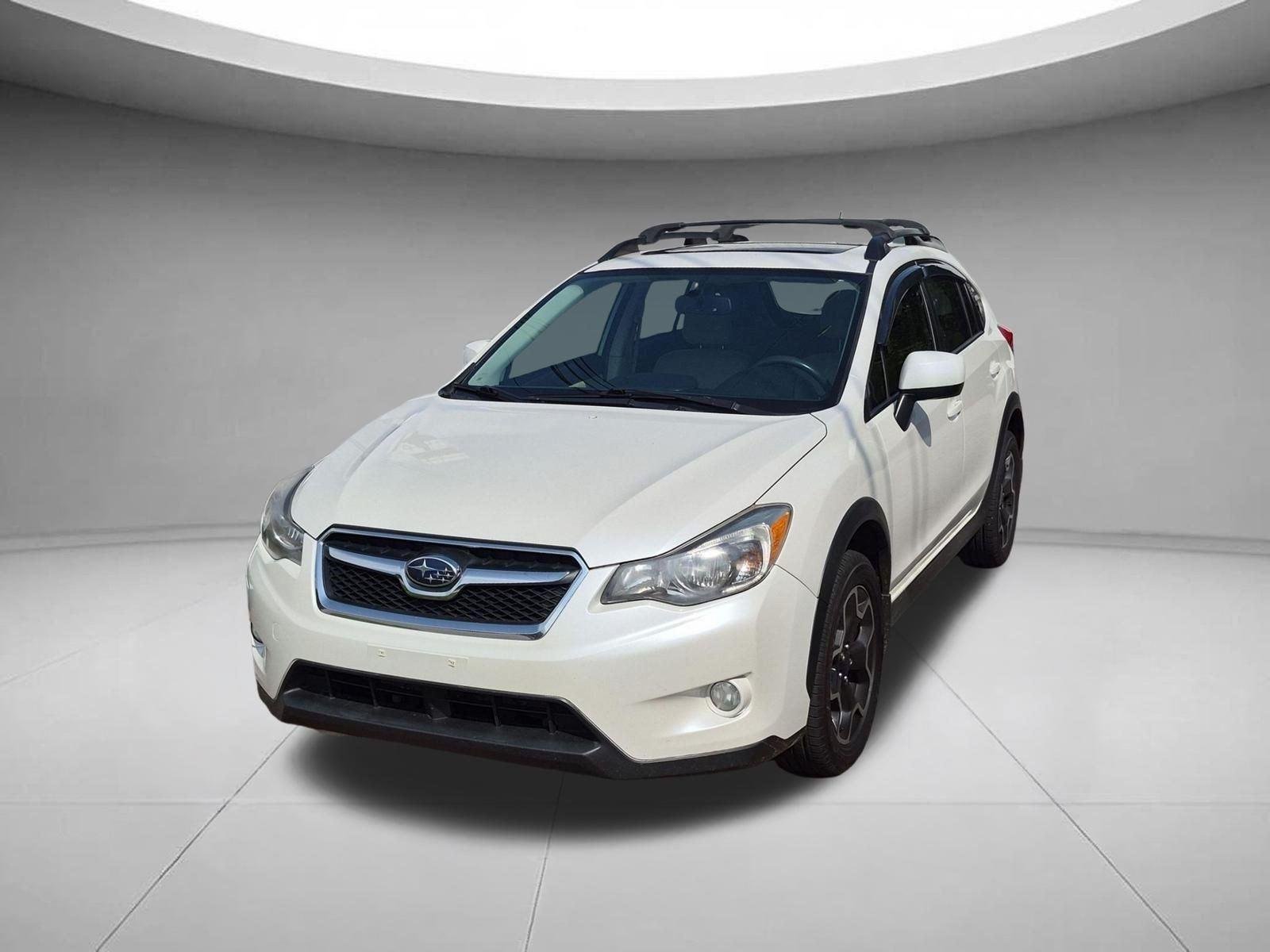 Used 2014 Satin White Pearl Subaru Premium image 1