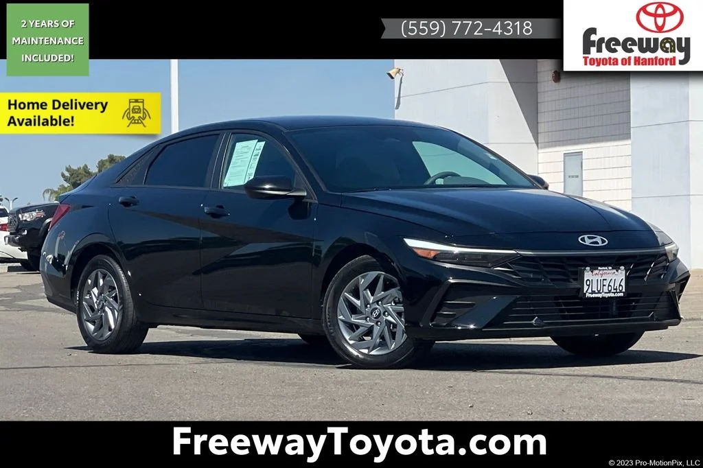 2024 Hyundai Elantra Blue