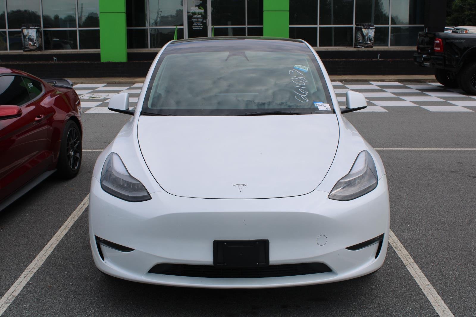 Used 2023  Tesla Performance image 2