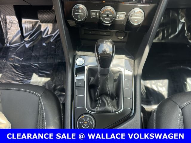 Used 2024 Gray Volkswagen 1.5T SE image 17