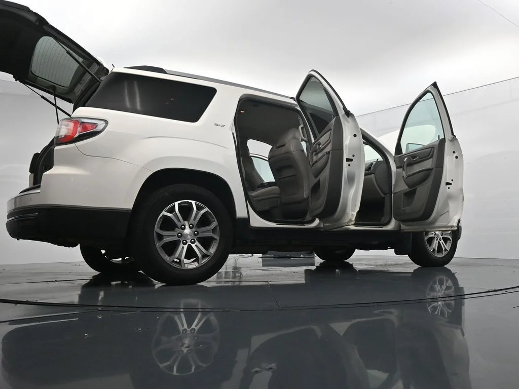Used 2013 White GMC SLT-1 image 28