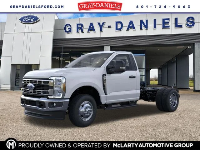 2026 Ford F-350 Super Duty Chassis Cab