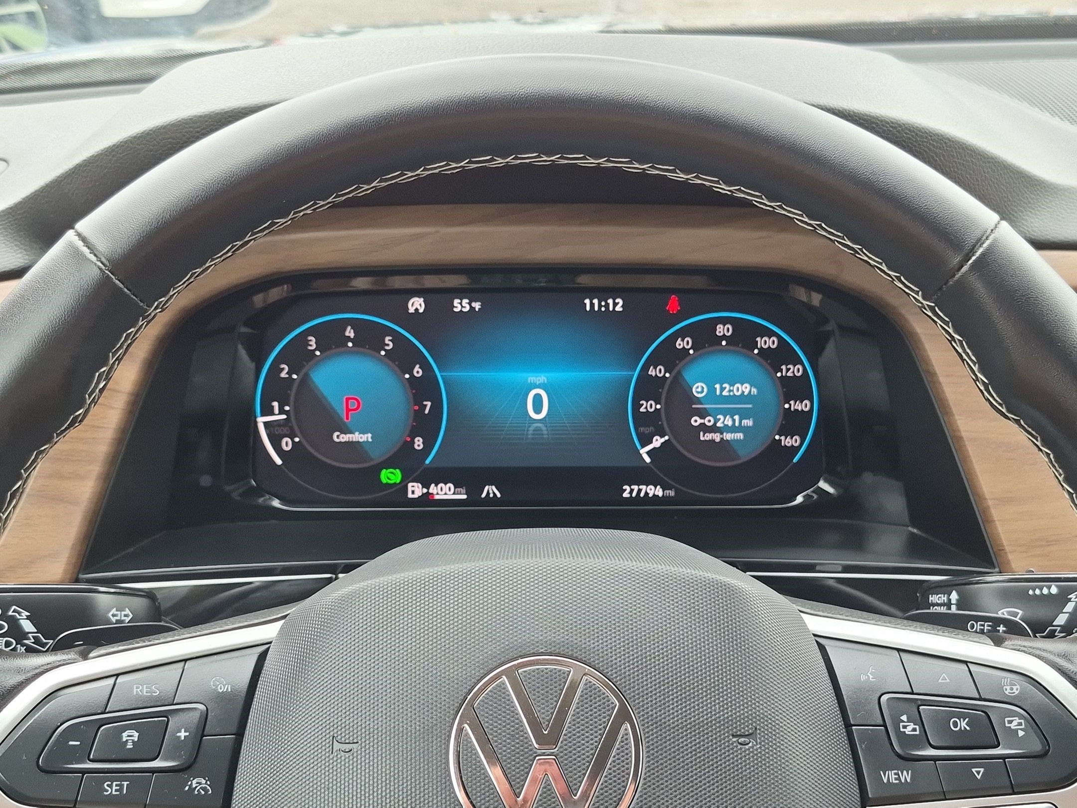 Certified Used 2025 Pure Gray Volkswagen 2.0T SE w/Technology image 21