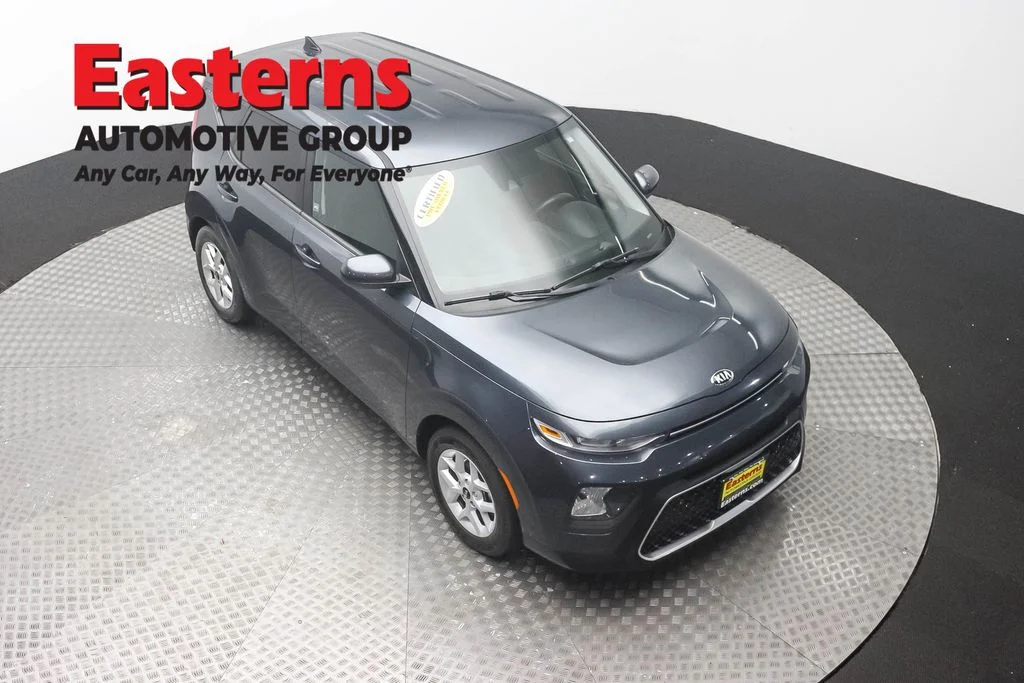 Used 2020 Gray Kia S image 3