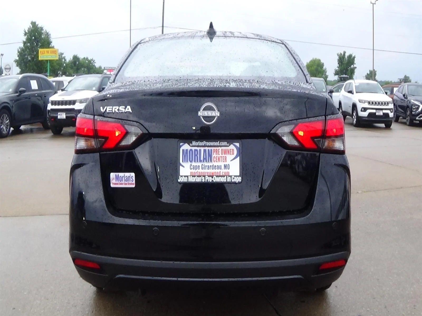 Used 2025 Super Black (kh3) Nissan SV image 7