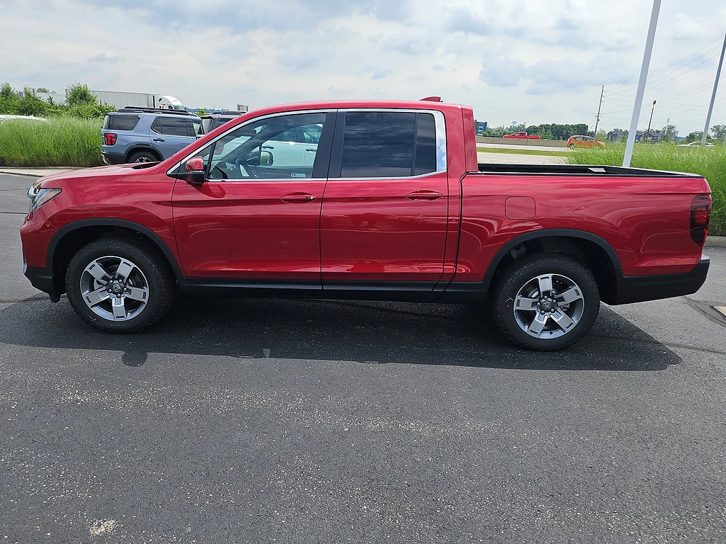New 2026 Radiant Red Metallic II Honda RTL image 21