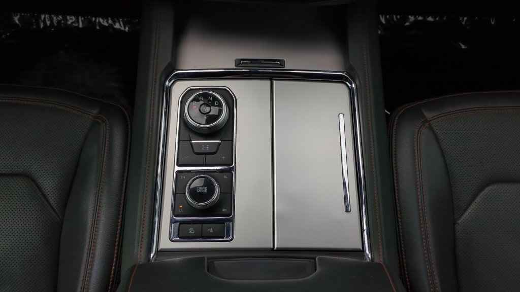 Used 2022 White Ford Timberline image 15