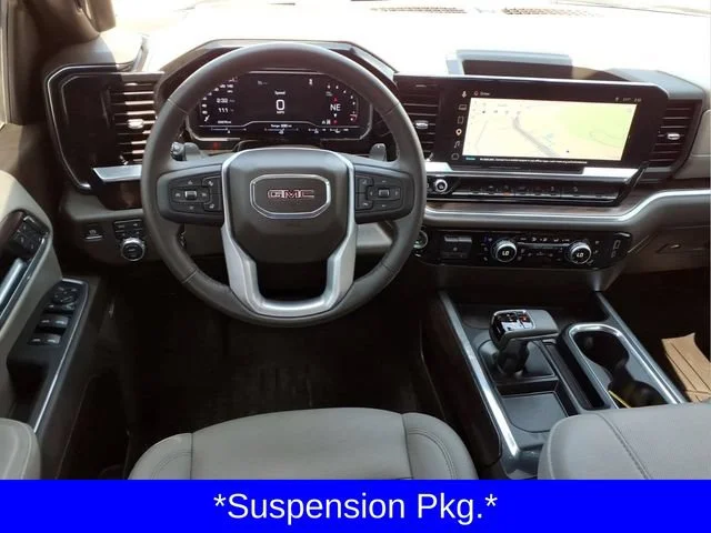 Used 2025 Summit White GMC SLT image 5