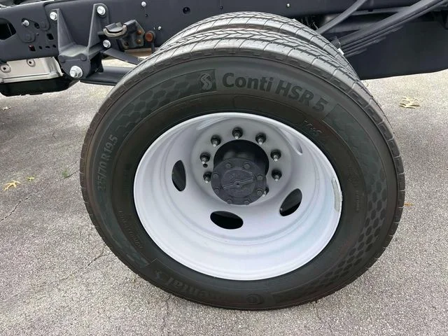 2026 Ford F-450 Super Duty Chassis Cab XL - Photo 12