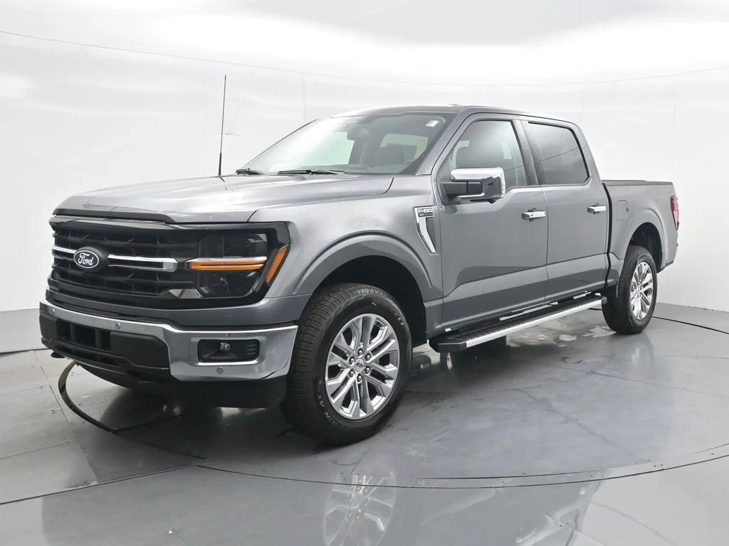 New 2026 Carbonized Gray Metallic Ford XLT image 1