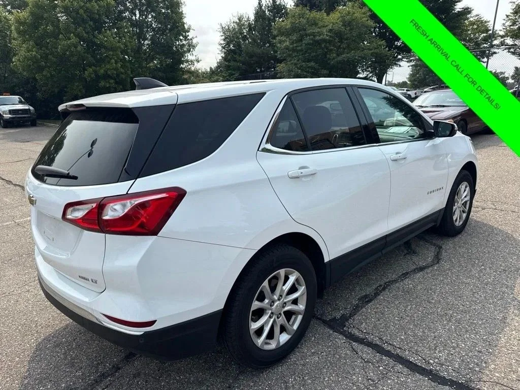 Used 2018 Summit White Chevrolet LT image 5