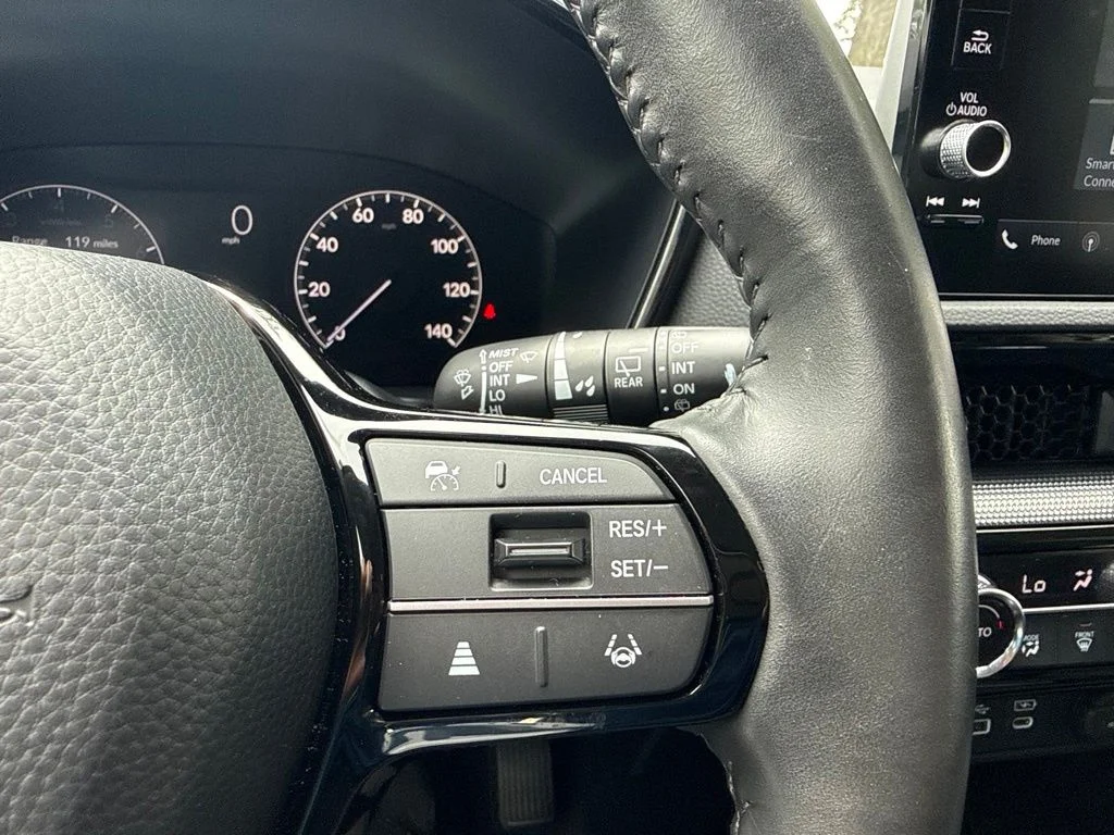 Used 2024  Honda EX-L image 25