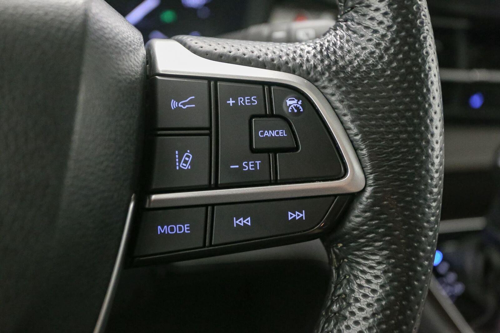 Used 2024 GY Toyota XLE image 34
