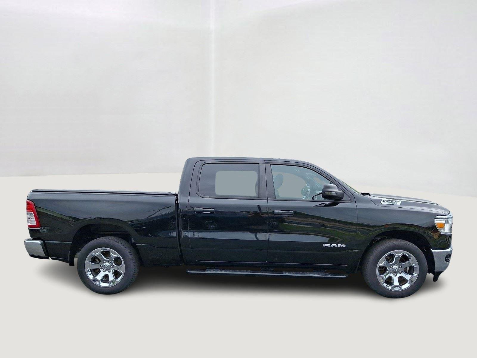 Used 2023 Diamond Black Crystal Pearlcoat Ram Big Horn image 8