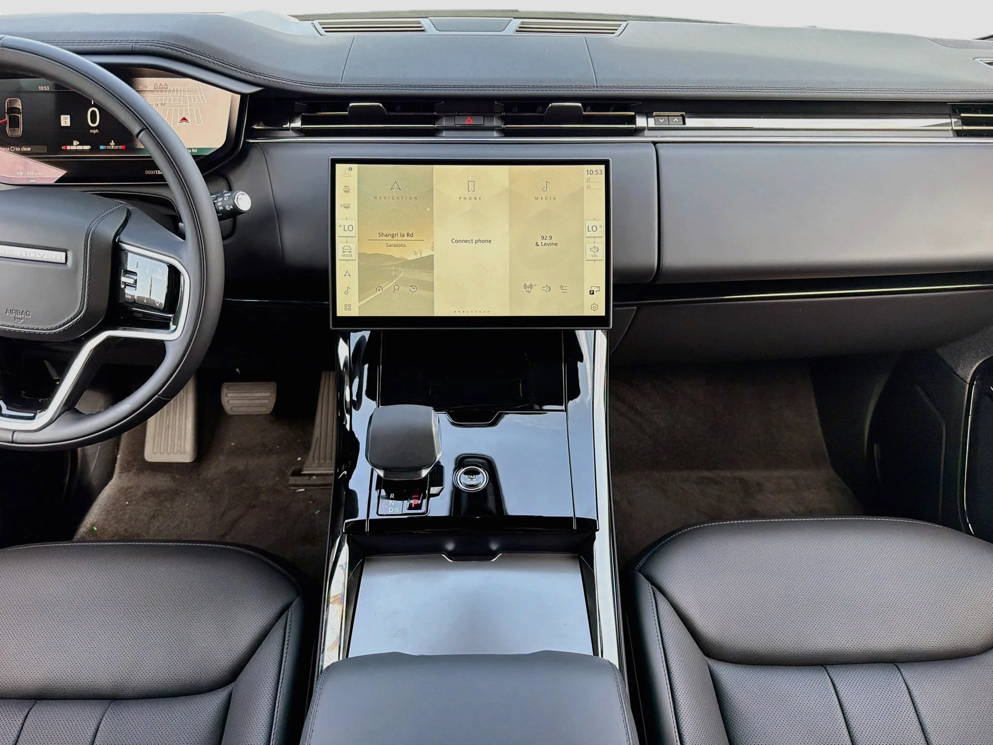 New 2026 Borasco Grey Land Rover SE image 20