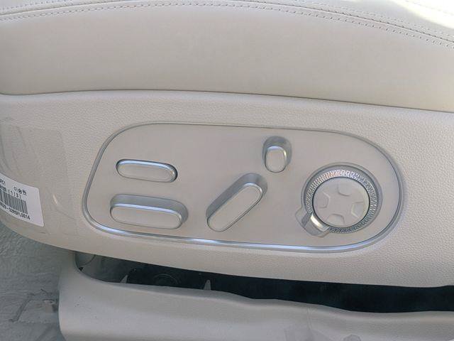 2026 GENESIS G90 Base - Photo 18