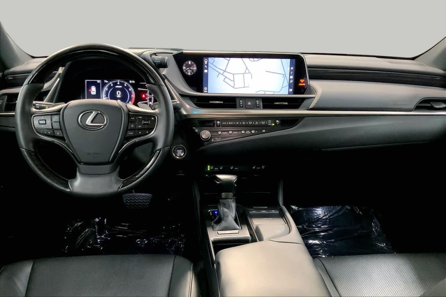 Used 2021 Silver Lining Metallic Lexus  image 16